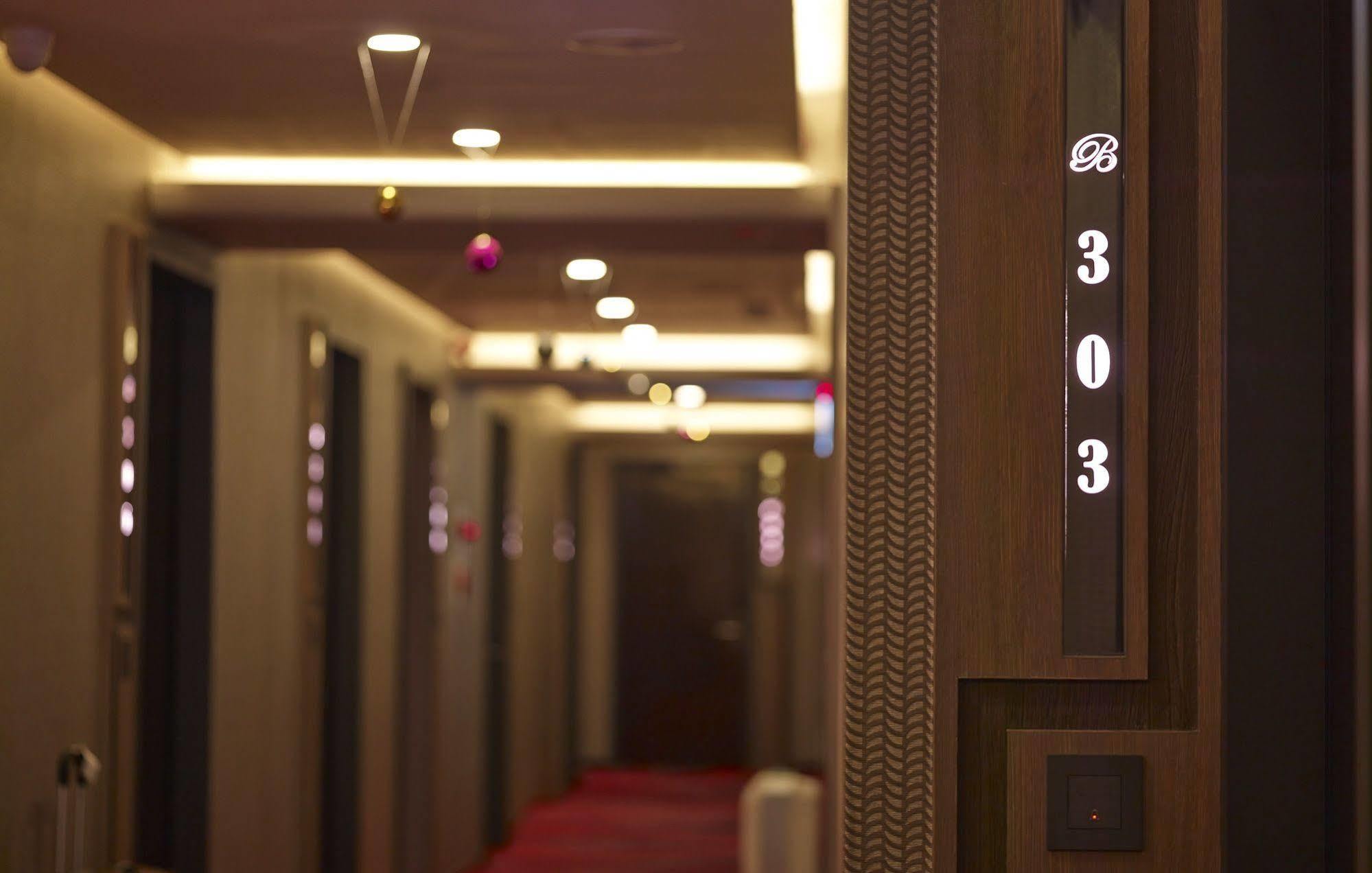 Beauty Hotels Taipei - Hotel Bstay Self Check In Экстерьер фото